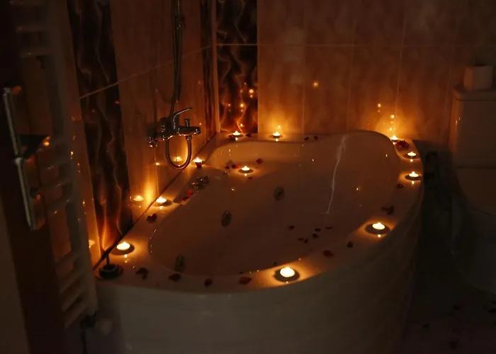 Отель Garden Кютахья